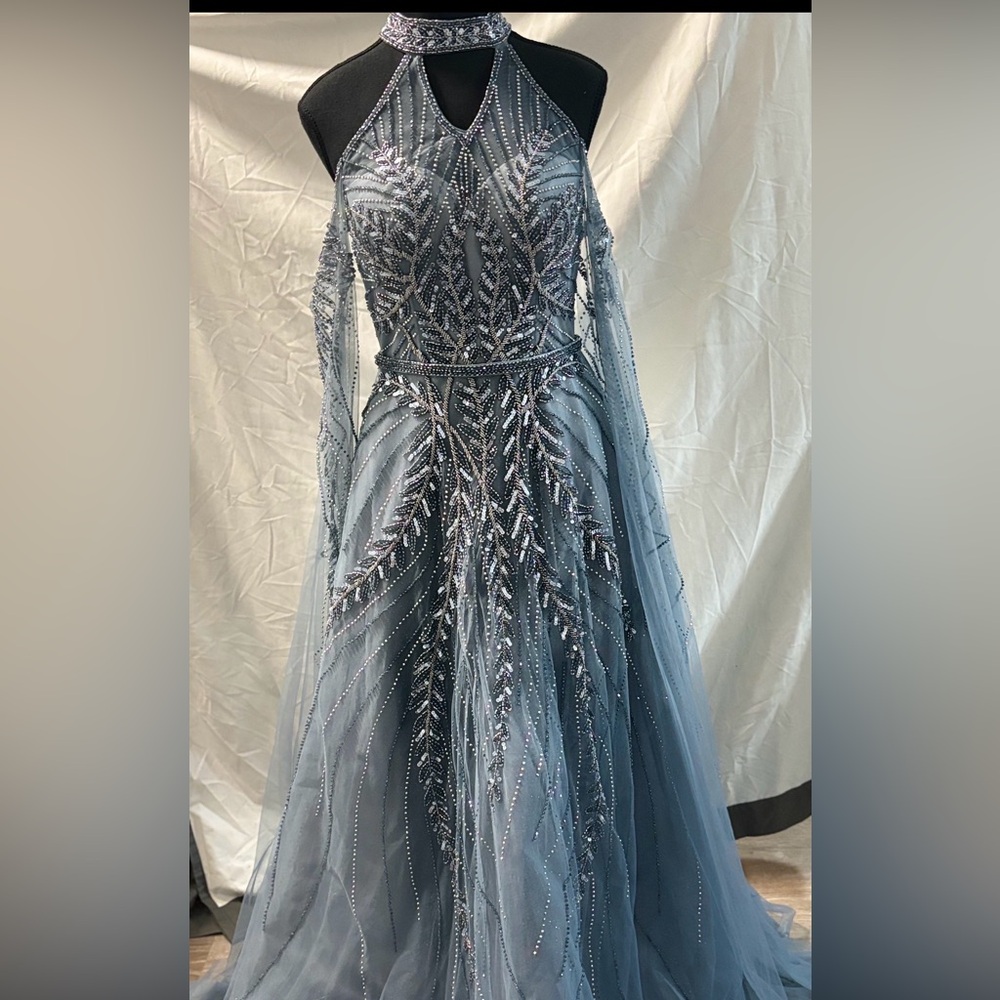 Elegant Blue Evening Gown